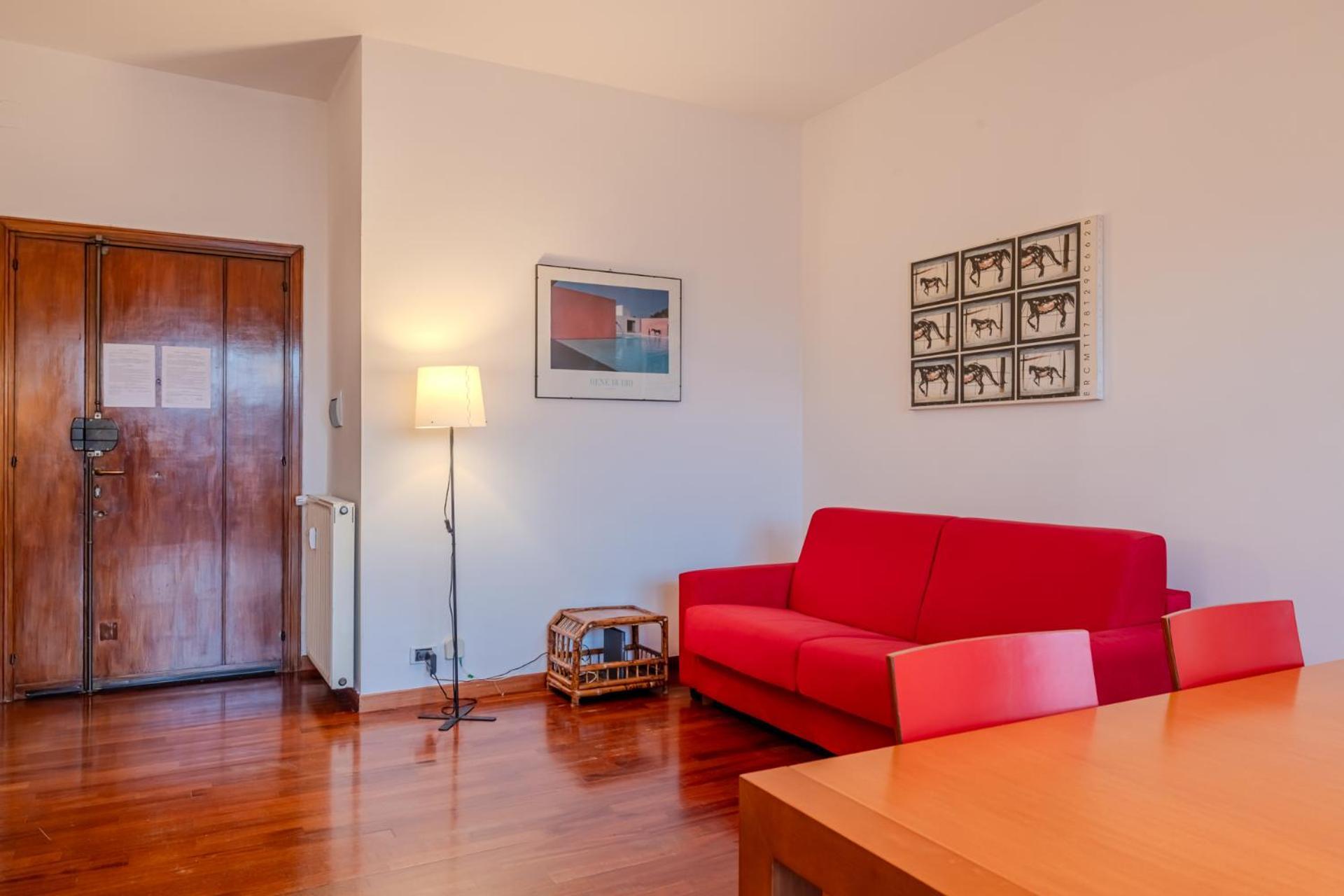 Vatican, 2 Bedrooms With Terraces And Garage Apartment
